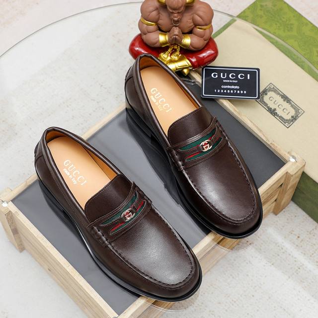 工厂P价 古驰 Gucci 官网男士商务正装皮鞋更新香港专柜同步新款完全一比一复刻出货专柜品质零差距0外均采用进口牛皮配原版五金扣皮内里制作，2色，配码 38-