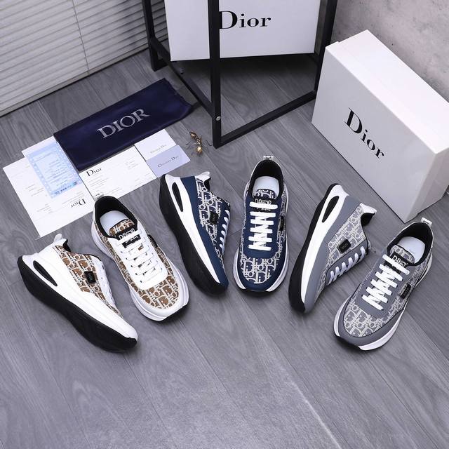 商品商标：Dior 迪奥 休闲鞋 正码码数: 38-44 45定做不退换 商品材料：精选牛皮拼接印花透气织布鞋面 网内里 橡胶大底