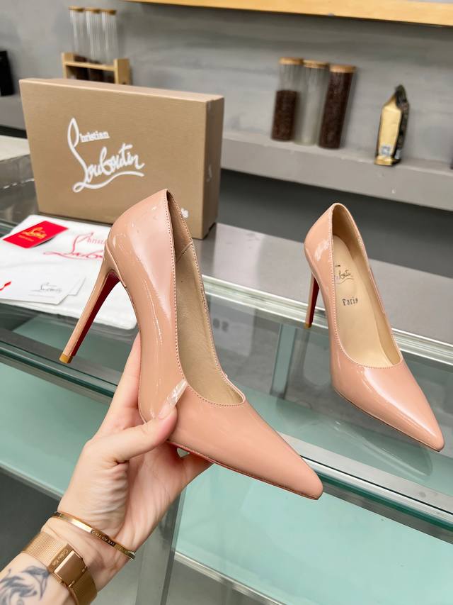 P直销 女鞋 女装 Christianlouboutin路铂廷 Cl红底鞋‖ 全球限量！来自拉斯维加斯的祝福灵感来自拉斯维加斯的炫彩霓虹 手工制作，精致工艺收藏