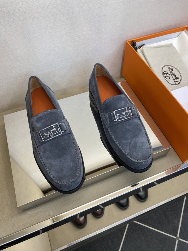 Hms＊ 高品质，顶尖工艺品 男士时尚经典乐福鞋 正码：39－44 6.5一9 ： 超轻盈舒适！货！顶级手工艺 意大利全面进口原皮 超强质感、手感 ，内里进口绸