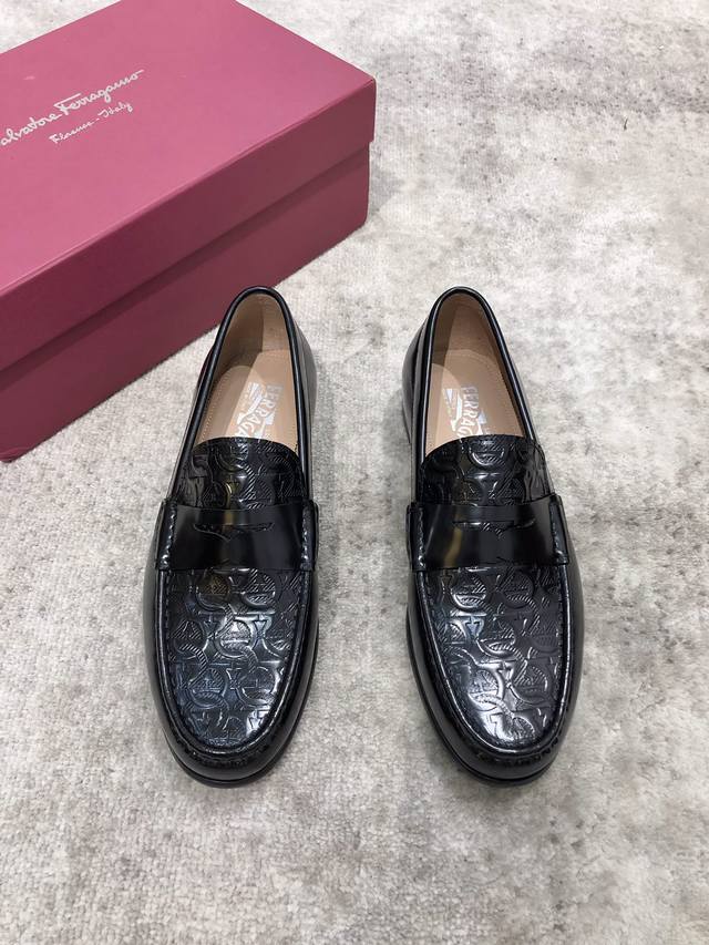调工厂P价 男装男鞋 运动原单菲拉格慕Ferragamo男士精品皮鞋，鞋面进口牛皮 开边珠，精致双面扣，水染牛皮内里，真皮大底，标准码39-44 38.45定做