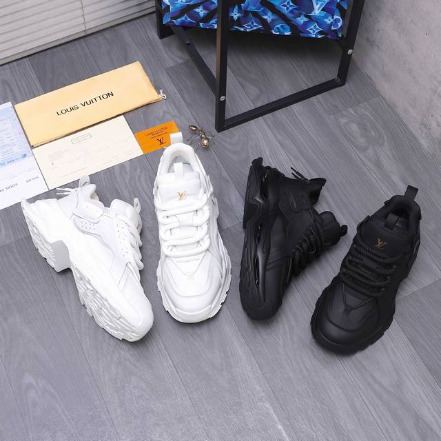 商品商标：Lv [路易威登] 厚底休闲鞋 正码.码数: 38-46 38.45.46定做不退换 商品材料：精选 牛皮拼接鞋面 网内里 牛皮鞋垫 橡胶大底