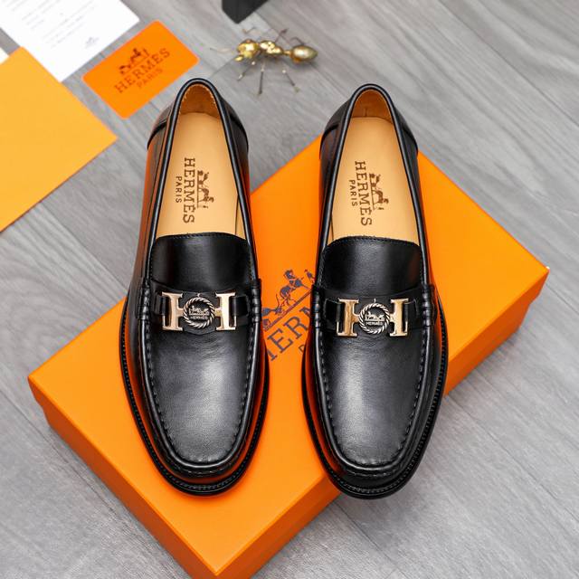 商品商标：Hermes 爱马仕 商务套脚皮鞋 正码码数: 38-44 45.46订做不退换 商品材料：精选牛皮鞋面 牛皮内里 原版大底