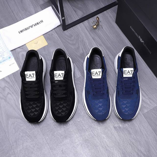 商品商标：Armani 阿玛尼 休闲鞋 正码码数: 38-44 商品材料：精选反绒牛皮压纹鞋面 牛皮鞋垫 透气网内里 橡胶大底