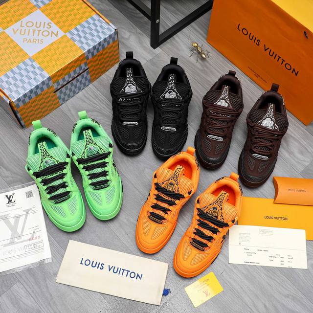 商品商标：Louis Vuitton 路易威登 休闲鞋 正码码数: 38-46 商品材料：精选 头层牛皮烫钻鞋面 原版内里 原版Tpu大底