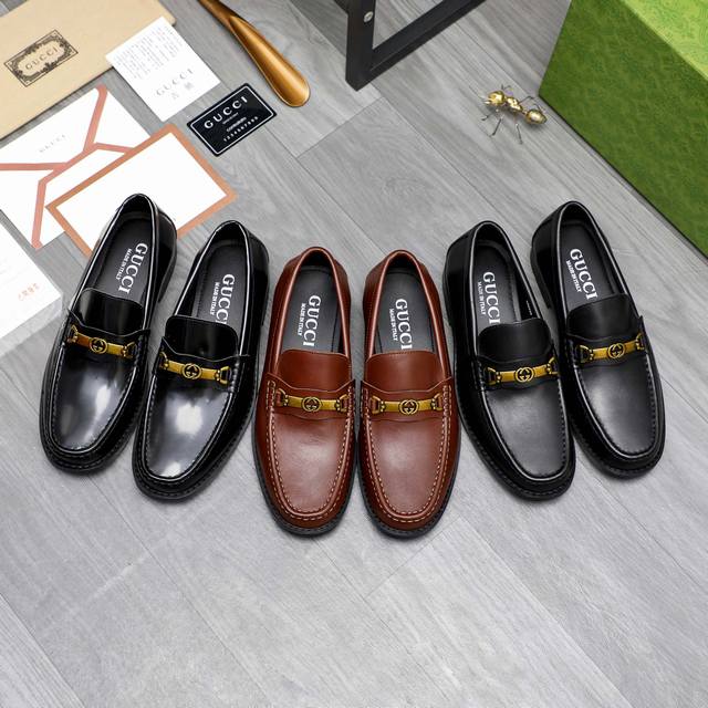 商品商标：Gucci 古驰 休闲套脚皮鞋 正码码数: 38-45 商品材料：精选珠光牛皮鞋面 牛皮内里 原版大底