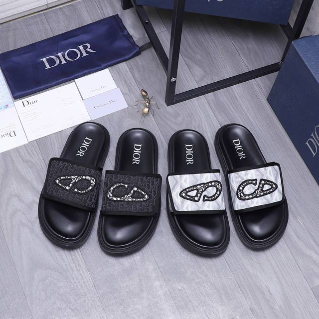 商品商标：Dior 迪奥 拖鞋 正码码数: 38-45 商品材料：精选原版鞋面 羊皮内里 原版大底