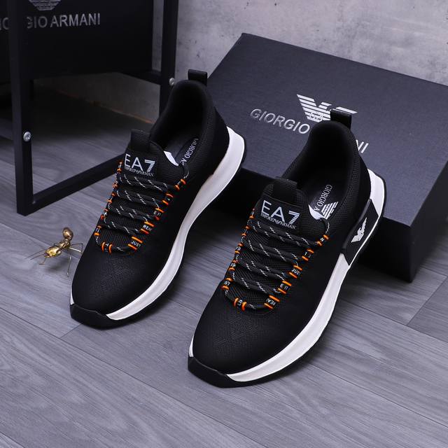 商品商标：Armani 阿玛尼 休闲鞋 正码码数: 38-44 商品材料：精选拼接鞋面 牛皮鞋垫 透气网内里 橡胶大底