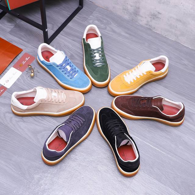 商品商标: Loro Piana 诺悠翩然 休闲板鞋 正码码数: 38-44 商品材料：精选全磨砂牛皮鞋面，水染牛皮内里 原版大底