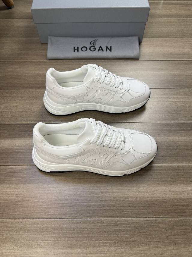 Hogan 霍根 -高端品质 原单 -鞋面：纳帕牛皮、鞋身镂空′H′图腾 -内里：水染牛皮 -大底：超轻Tpu 橡胶；双色成型大底 -超高品控 做工精细，凸显