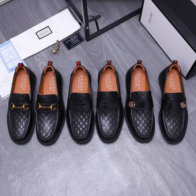 商品商标：Gucci 古驰 商务休闲皮鞋 正码码数: 38-44 45订做不退换 商品材料：精选压纹牛皮鞋面 羊皮内里 橡胶大底