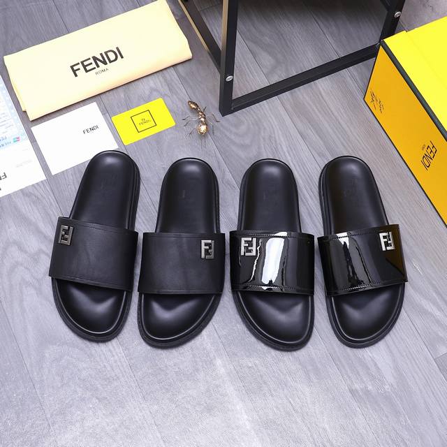 商品商标：Fendi 芬迪 拖鞋 正码码数: 38-44 45订做不退换 商品材料：精选 漆光牛皮鞋面 脚背皮里 原版大底