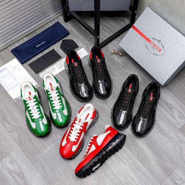 商品商标：Prada 普拉达 休闲鞋 正码码数: 38-44 商品材料：精选 头层牛皮鞋面，进口羊皮内里。原版大底！
