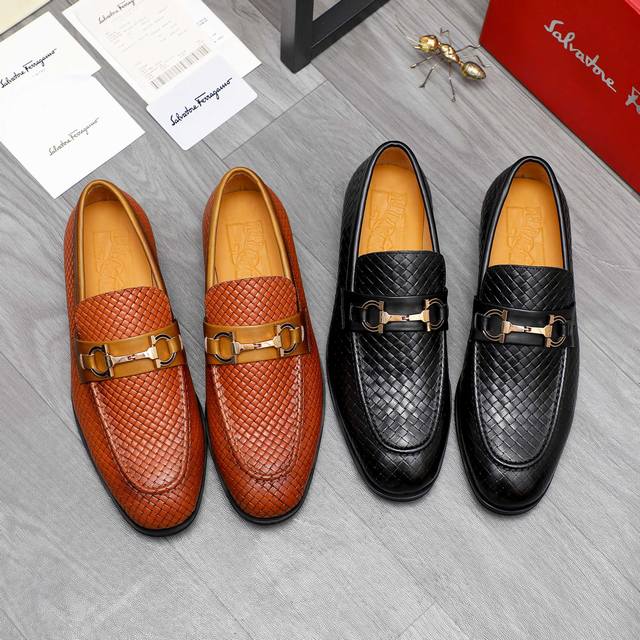 商品商标：Ferragamo 菲拉格慕 正装鞋 正码码数: 38-44 45.46可订做不退换 商品材料：精选 头层牛皮鞋面 牛皮内里 原版大底