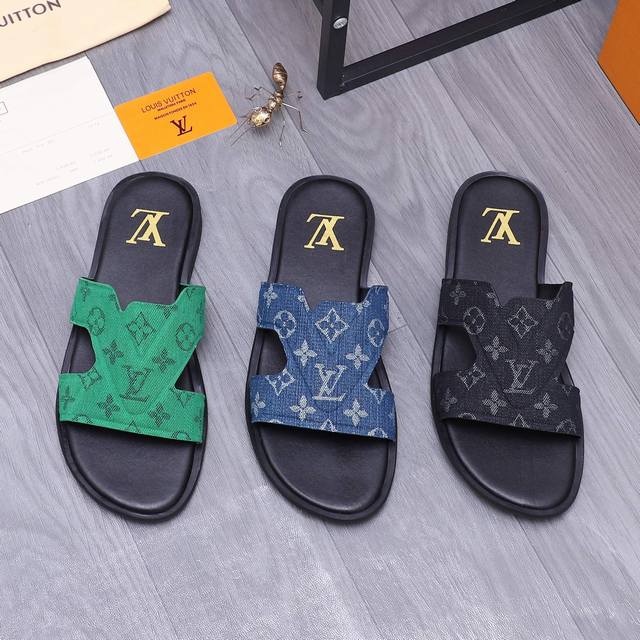 商品商标：Louis Vuitton 路易威登 拖鞋 正码码数: 38-44 45.46 订做不退换 商品材料：精选牛仔透气鞋面 超纤牛皮内里 橡胶大底