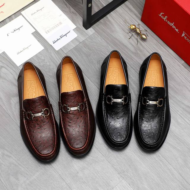 商品商标：Ferragamo 菲拉格慕 商务休闲皮鞋 正码码数: 38-44 45订做不退换 商品材料：精选 头层鸵鸟纹牛皮鞋面 牛皮内里原版大底