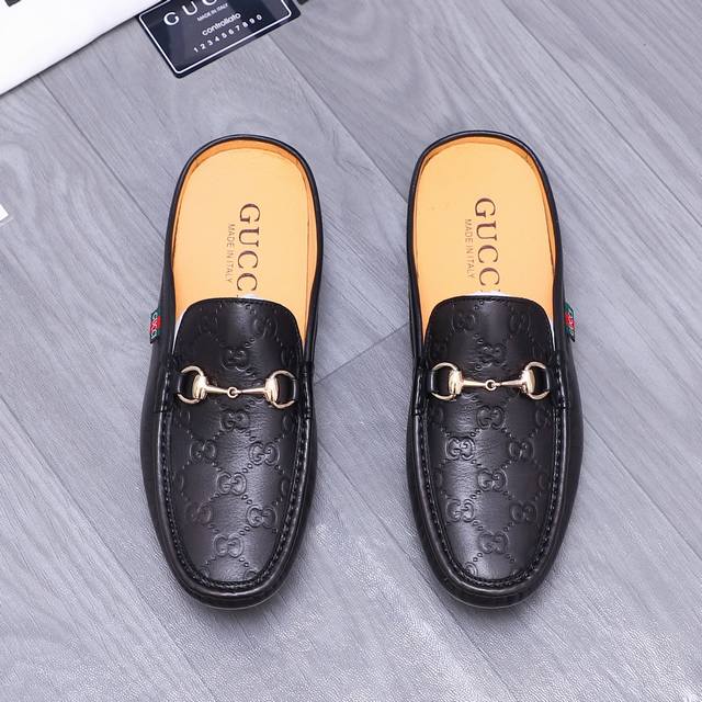 商品商标：Gucci 古驰 半拖 拖鞋 正码码数: 38-45 商品材料：精选牛皮压纹鞋面 猪皮内里 原橡胶大底