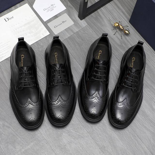 商品商标：Dior 迪奥 商务正装皮鞋 正码码数: 39-44 商品材料：精选哑光牛皮鞋面 牛皮内里 原版大底 黑色