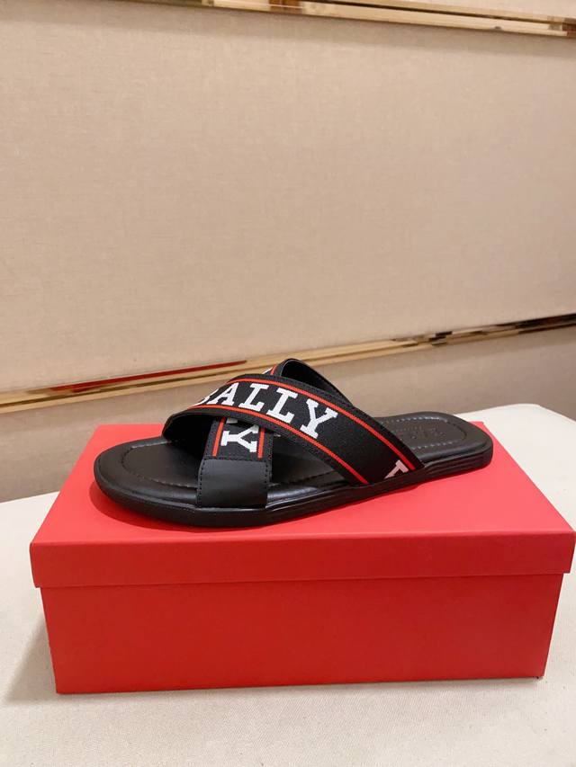 出厂价P Bally~巴利最新潮流凉拖上市 官网同款 专柜品质 精选头层小牛皮配巴利原版织带 休闲百搭款 做工精细 用料上层 现货鞋码38到44