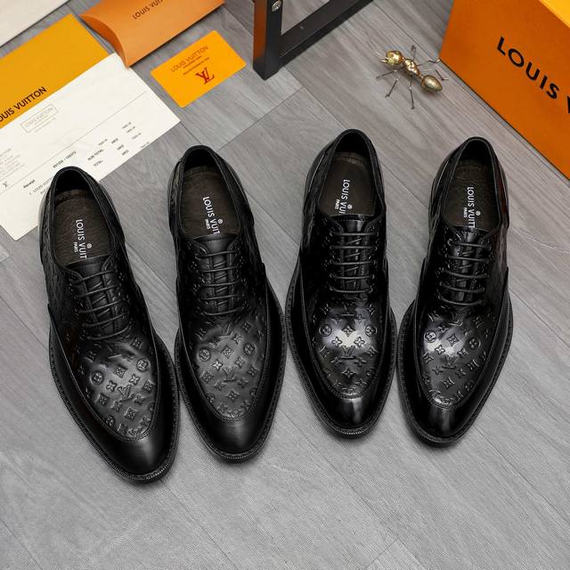 商品商标：Lv 路易威登 商务正装皮鞋 正码码数: 39-44 38.45.46定做不退换 商品材料：精选优质珠光压纹牛皮鞋面 牛皮内里 原版大底