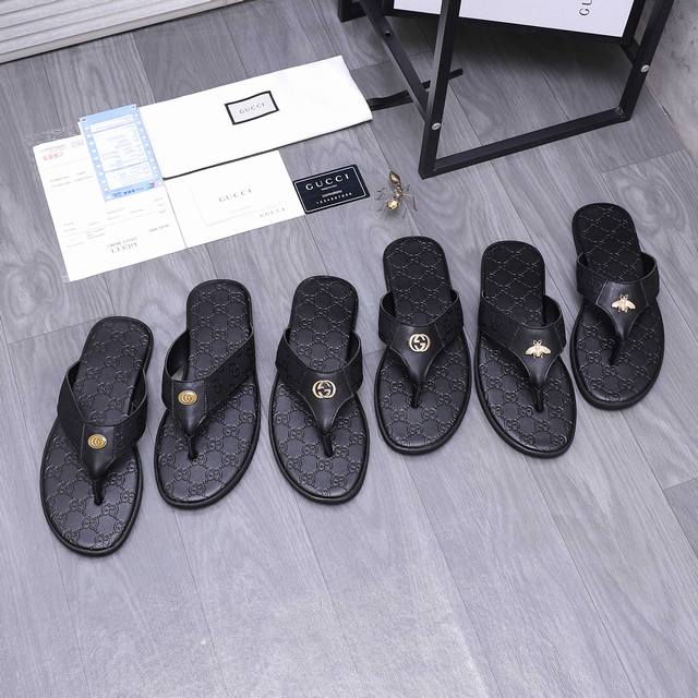 商品商标：Gucci 古驰 人字拖鞋 正码码数: 38-44 45定做不退换 商品材料：精选牛皮压纹鞋面 脚背超纤里 橡胶大底