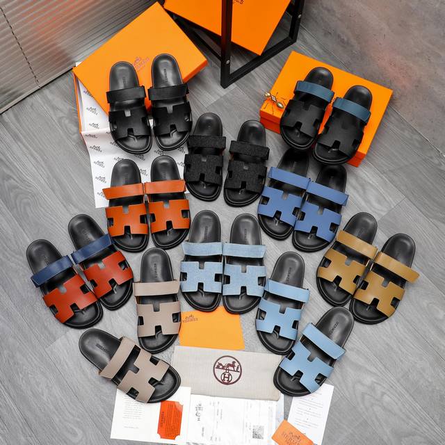 商品商标：Hermes 爱玛仕 情侣款拖鞋 正码码数: 36-46 商品材料：精选牛仔透气鞋面 超纤内里 原版大底