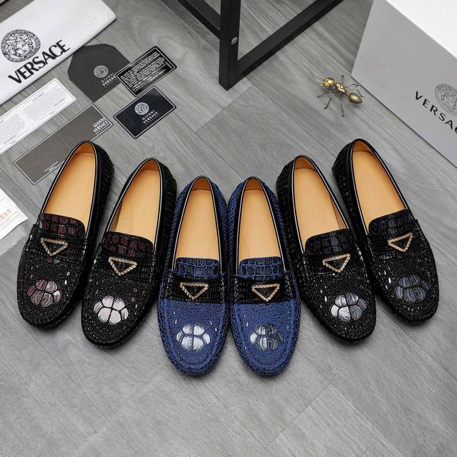 商品商标：Versace 范思哲 休闲套脚鞋 正码码数: 38-44 45定做不退換 商品材料：精选磨砂压纹牛皮鞋面 猪皮内里 橡胶大底