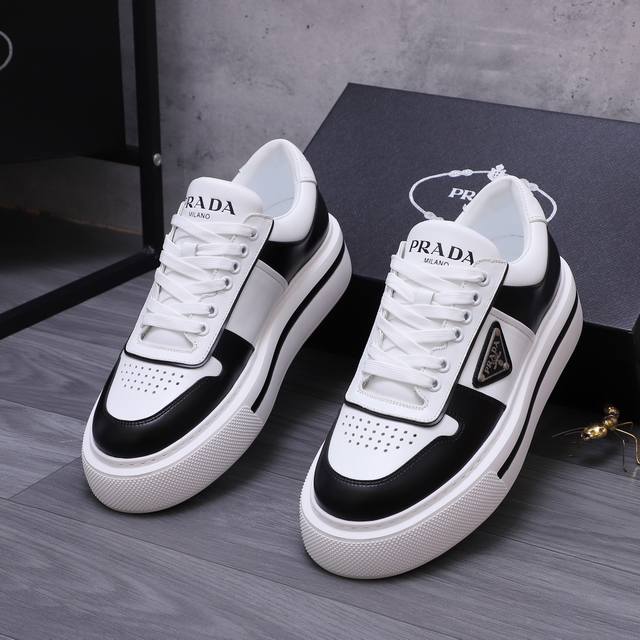 商品商标：Prada 普拉达 厚底休闲鞋 正码码数: 38-44 45订做不退换 商品材料：精选 头层牛皮鞋面 牛皮内里 原版大底