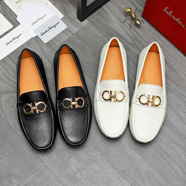 商品商标：Ferragamo 菲拉格慕 休闲套脚鞋 正码码数: 38-44 商品材料：精选 荔纹牛皮鞋面 羊皮内里 橡胶大底