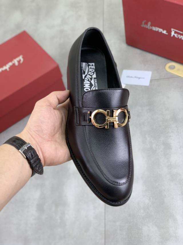 工厂P价P 实价 羊里 菲拉格慕 高端男士正装商务皮鞋，原单1：1货！原版进口小牛皮，原版金属饰扣，进口羊皮内里垫脚 原版大底，男鞋码数：39-45 38.46