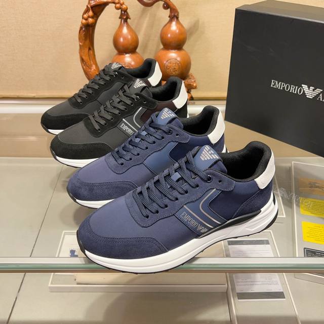 阿玛尼 Armani Exchange 官网最新款 Ax时尚休闲男鞋，爆款版型简洁大气，潮男专属.独有的官网最新品牌元素元素原版装饰，时尚又大方，面料原版牛皮羊