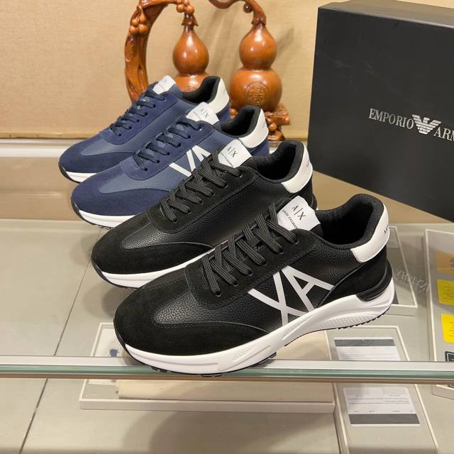 阿玛尼 Armani Exchange 官网最新款 Ax时尚休闲男鞋，爆款版型简洁大气，潮男专属.独有的官网最新品牌元素元素原版装饰，时尚又大方，面料原版牛皮羊