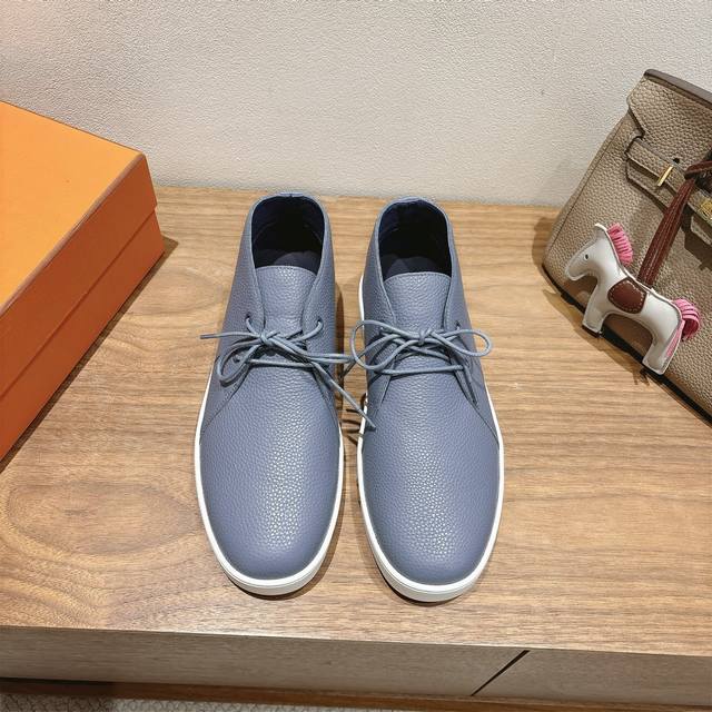 实价： 莞货 Hermes家25Ss早春新品！经典靴型+英伦拼色设计，经典耐看！原版倒模楦型，极致1:1形体，进口高端织针呈现出精致质感！ 开模定制A级高密私模