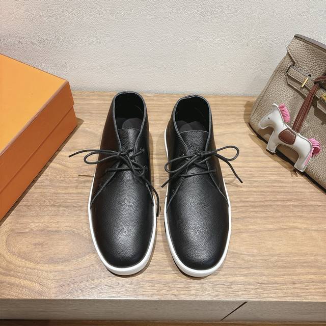 实价： 莞货 Hermes家25Ss早春新品！经典靴型+英伦拼色设计，经典耐看！原版倒模楦型，极致1:1形体，进口高端织针呈现出精致质感！ 开模定制A级高密私模