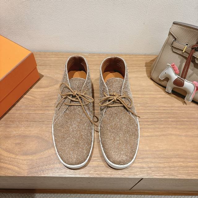 实价： 莞货 Hermes家25Ss早春新品！经典靴型+英伦拼色设计，经典耐看！原版倒模楦型，极致1:1形体，进口高端织针呈现出精致质感！ 开模定制A级高密私模
