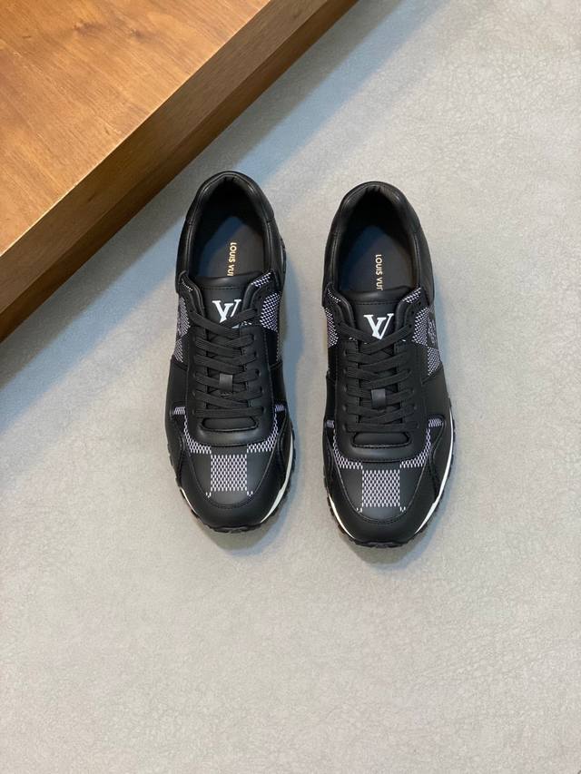 Louis Vuitton 路易威登 -高端品质 原单 -鞋面：纳帕小牛皮、摔纹牛皮3D彩印品牌图腾、反绒小牛皮、鞋舌.后跟.高周波品牌Logo -内里：水染羊