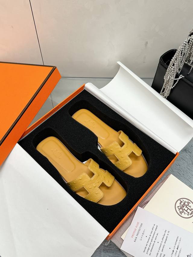 工厂P价P： 爱马仕H拖全网优势放货外单最爱的一款 大厂手工 跑量款 精致工艺 爱马仕H拖鞋 鸵鸟纹 2025新色，中底全包，全新改版 HermèS 包装升级，