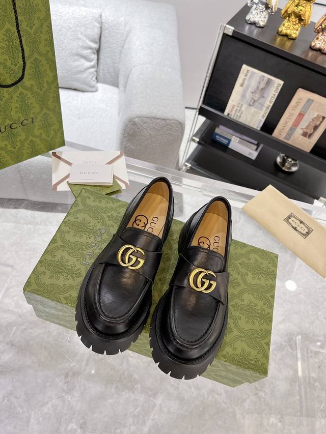 男+10 Gucci古驰 早春新品！原版开发高版本，男女款都有开边珠品质保证始终如一 码数:女35-41# 男39-45#