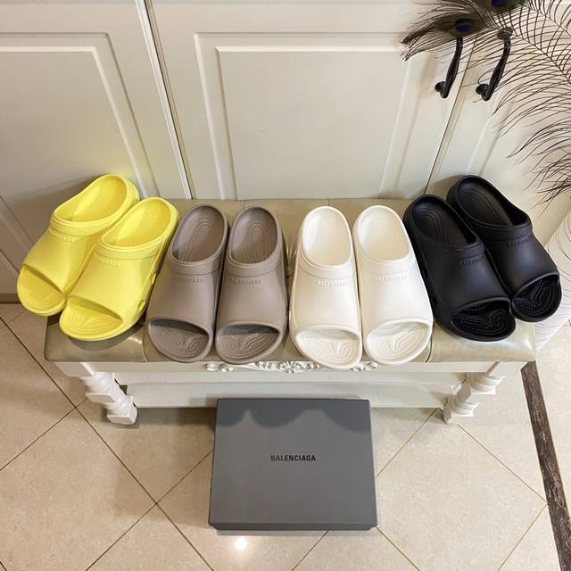 出厂价P ，巴黎世家Balenciaga拖鞋，休闲必备款，轻盈舒适，男码40-45码