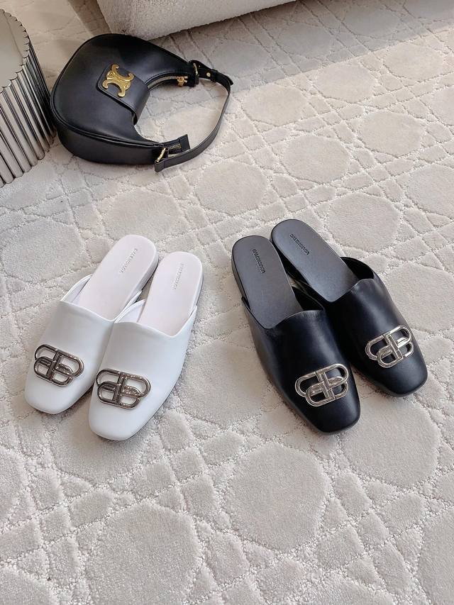 出厂价P Balenciag*经典款穆勒半拖鞋 男女同款 脚感舒适好穿 经典百搭 鞋面牛皮 内里垫脚羊皮 原版开模五金扣 意大利真皮大底 女码35-39 34