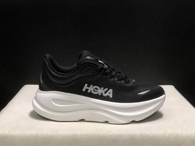 顶级版本Hoka One One Bondi 9 舒适百搭防滑耐磨低帮跑步鞋男女同款 码数：36-45码 含半码 编码: 1147833-Ddw 全套得物包装：