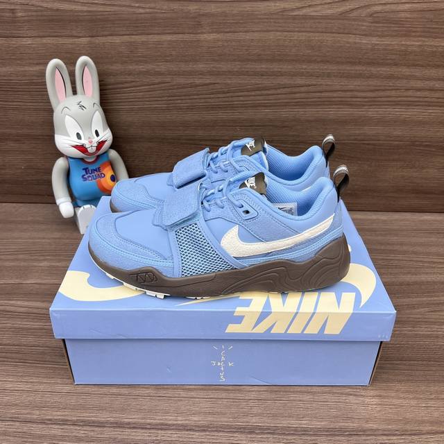 顶级版本 Travis Scott X Nike Shark-A-Don 高级皮革与细腻的绒面革材质，舒适潮流 耐磨透气 生活休闲鞋. 蓝色 男款 码数：40