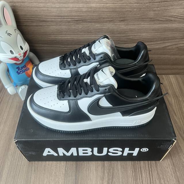 顶级版本Ambushxnike Air Force1Low经典复古风格防滑减震耐磨板鞋男女同款黑白。 码数：36-45 含半码 编码: Dv3464-003 全
