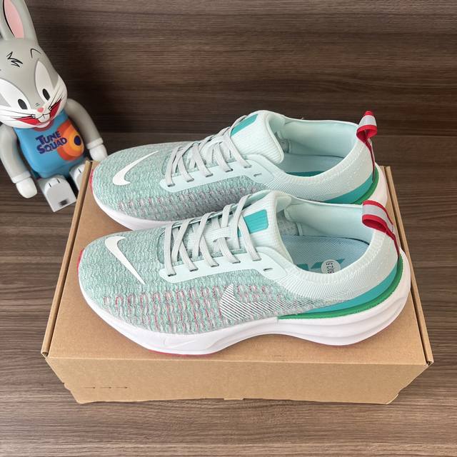 顶级版本Nike Zoomx Invincible Run Flyknit3减震防滑低帮跑步鞋蒂芙尼色男女同款。 码数:36-45 带半码