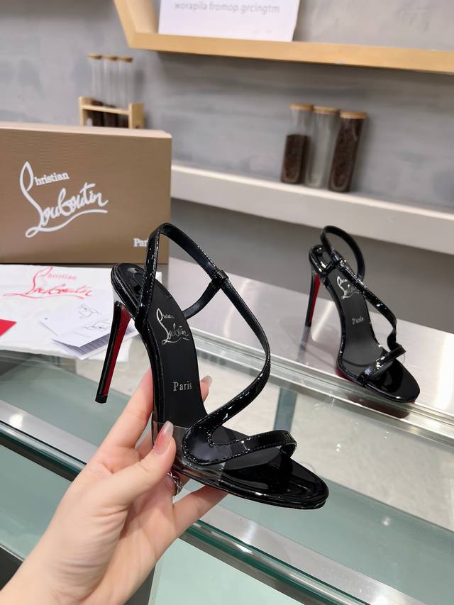 Christianlouboutin路铂廷 Cl红底鞋‖ 全球限量！来自拉斯维加斯的祝福灵感来自拉斯维加斯的炫彩霓虹 手工制作，精致工艺收藏级作品 绝对吸睛的存