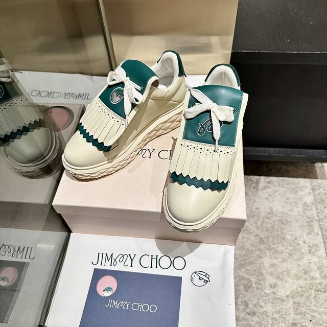 工厂P价P格 、新款吉米周 Jimmy Choo ，独家发售，原版大底休闲小白鞋，采用最新工艺设计，立体感强多种工艺融合一起，颠覆时尚，超级有型！搭配超美。原版