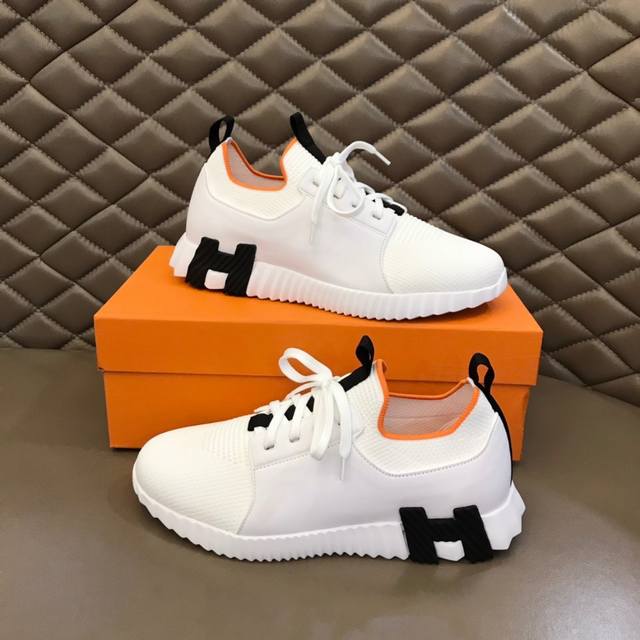 Hermes 爱马仕 2025专柜新款男士休闲运动鞋，面料采运高技原版布面和头层牛皮拼接多种舒适材质，轻质Eva原版大底，拉邦套楦做法 打造非常轻盈活力时尚风格