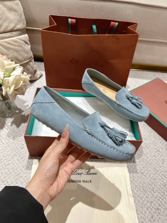 顶级高版本豆豆鞋 爆款来袭 Lp官网新品发售Loro Piana 官网同款缝制豆豆鞋｜最高品质Lp女士经典豆豆鞋，高端开车鞋，配全套包装！ 材质：进口优质头层牛