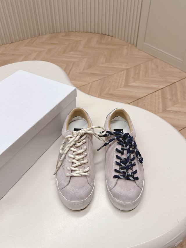 女 男 Ggdb~~Golden Goose 25Ss 情侣款 德训鞋 全网最好版本不服来比 # Ggdb经典情侣款小脏鞋~~火红程度上怼小白鞋，下踩各类小脏鞋