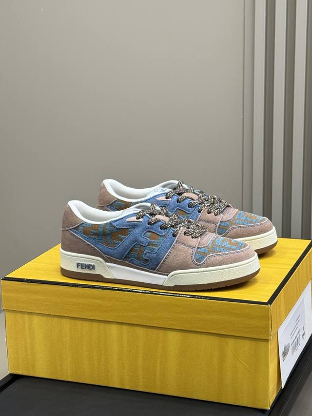 女 男 Fendi Match Ss25新色 F家经典滑板鞋25新色 情侣款 好穿好看，很热门 顶级品质 情侣Size 35-45